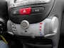 Peugeot 107 1.0-12V Black & Silver | Parkeersensoren | Airco | Zuinig! | NAP