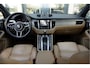 Porsche Macan 2.0 252PK Aut. | 21" LM Velgen | Luchtvering | PDLS | Sportchrono | Origineel NL | 18-Voudige Sportstoelen | Sportuitlaat | BOSE | Surround View | Stoelverwarming voor & achter |