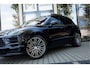 Porsche Macan 3.0 S 354PK Aut. | 21" LM Velgen | Luchtvering | Elek. Trekhaak | PDLS+ | GTS Achterlichten | Sportuitlaat | BOSE | Surround View | Stoelventilatie | Stoelverwarming voor & achter |