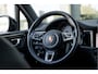 Porsche Macan 3.0 S 354PK Aut. | 21" LM Velgen | Luchtvering | Elek. Trekhaak | PDLS+ | GTS Achterlichten | Sportuitlaat | BOSE | Surround View | Stoelventilatie | Stoelverwarming voor & achter |