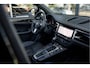 Porsche Macan 3.0 S 354PK Aut. | 21" LM Velgen | Luchtvering | Elek. Trekhaak | PDLS+ | GTS Achterlichten | Sportuitlaat | BOSE | Surround View | Stoelventilatie | Stoelverwarming voor & achter |