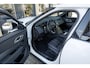 Land Rover Range Rover Velar 2.0 P400e 404PK Aut. | R-Dynamic | Panoramadak | 21" LM Velgen | Meridian Audio | Lederen Bekleding | LED | Adaptieve Cruise Control | Stoel & Stuurwielverwarming | Elektrische Achterklep | Dodehoek Waarschuwing |