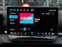 Volkswagen T-Roc 1.5 eTsi 150 pk R-Line First Edition | Trekhaak | Apple Carplay | A-uitrijcamera | Climatronic | Parkeersenoren |  Blindspot |