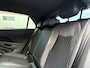 Volkswagen T-Roc 1.5 eTsi 150 pk R-Line First Edition | Trekhaak | Apple Carplay | A-uitrijcamera | Climatronic | Parkeersenoren |  Blindspot |