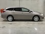 Toyota Auris Touring Sports 1.8 Hybrid Lease NAP CarPlay Climate Cruise Pano Dealeronderhouden