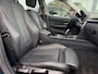 BMW 3-Serie 320i High Executive | Leer | Open dak