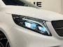 Mercedes-Benz V-klasse 300d Extra Lang Avantgarde AMG LINE 8-PER. CARBON ACC MEM. SFEERVERL. STERRENH. BURNMESTER NAP GARANTIE
