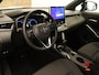 Toyota Corolla Cross Hybrid 140 Active - ORIGINEEL NEDERLANDSE AUTO - AFNEEMBARE TREKHAAK 750 KG GEREMD TREKGEWICHT - APPLE CARPLAY/ANDROID AUTO - NAVIGATIE - ACHTERUITRIJ CAMERA - CLIMATE CONTROL
