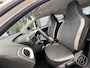 Toyota Aygo 1.0 VVT-i 72 pk x-play 5 deurs Navigatie via Apple Carplay of Android Auto