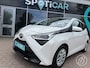 Toyota Aygo 1.0 VVT-i 72 pk x-play 5 deurs Navigatie via Apple Carplay of Android Auto