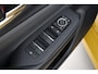 Toyota Prius 2.0 Plug-in Executive | Panoramadak | Dodehoek detectie | Stoel-/stuurverwarming | Apple Carplay / Android Auto | Full LED | Parkeersensoren voor/achter | Camera | Digitale binnenspiegel | 19 inch