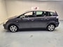 Toyota Verso 2.2 D-4D Terra Airco Cruise Control Alu Velgen Trekhaak