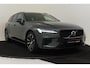 Volvo V60 T8 PLUG-IN HYBRID AWD PLUS DARK -PANO.DAK|HARMAN/KARDON|360°CAM|HEAD-UP DISP.|PRIVACY.GLAS|TREKHAAK|18"|SoH:100%