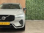 Volvo XC60 T8 AWD Recharge Ultra Dark | Luchtvering | Trekhaak | 360° Camera | 455pk | Head-Up Display | Harman Kardon | Adaptieve Cruise Control | Stoelverwarming voor+achter | Stuurwielverwarming | Full LED Meesturende koplampen | Pilot Assist | BLIS Dode Hoek Detectie | Elektrische voorstoelen geheugen | Lederen bekleding | Zitting verlenging voorstoelen | Lederen Dashboard | Schuifdak | 21 Inch | Google Infotainment | Keyless Drive | Parkeersensoren voor+achter | Privacy Glass | Elektrisch bedienbare achterklep | Alarm Klasse III | DAB Radio | Apple Carplay/Android Auto | Draadloos telefoon opladen | Volvo On Call met mobiele App functie | Vapour Grey Metallic |
