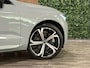 Volvo XC60 T8 AWD Recharge Ultra Dark | Luchtvering | Trekhaak | 360° Camera | 455pk | Head-Up Display | Harman Kardon | Adaptieve Cruise Control | Stoelverwarming voor+achter | Stuurwielverwarming | Full LED Meesturende koplampen | Pilot Assist | BLIS Dode Hoek Detectie | Elektrische voorstoelen geheugen | Lederen bekleding | Zitting verlenging voorstoelen | Lederen Dashboard | Schuifdak | 21 Inch | Google Infotainment | Keyless Drive | Parkeersensoren voor+achter | Privacy Glass | Elektrisch bedienbare achterklep | Alarm Klasse III | DAB Radio | Apple Carplay/Android Auto | Draadloos telefoon opladen | Volvo On Call met mobiele App functie | Vapour Grey Metallic |