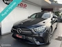 Mercedes-Benz E-klasse 300 e 4MATIC AMG Line AMBIENTE DUBBEL SCHUIF BURMEISTER ELE TREKHAAK ETC SOH 96%