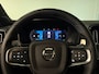 Volvo XC40 B4 Plus Dark | Schuifdak | Trekhaak | Forest Lake! | Harman Kardon | Adaptieve Cruise Control | Bestuurdersstoel elektrisch geheugen | Stoel en Stuurwielverwarming | Parkeercamera | 18 Inch | Passagiersstoel elektrisch | Microtech / alcantara bekleding met wit stiksel en bies | Zitting verlenging voorstoelen | Pilot Assist | BLIS Dode Hoek Detectie | Google Infotainment | Keyless Drive | Parkeersensoren voor+achter | Privacy Glass | Elektrisch bedienbare achterklep | Draadloos telefoon opladen | DAB Radio | Apple Carplay/Android Auto | Volvo On Call met mobiele App functie | Forest Lake Metallic |
