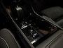 Volvo XC40 B4 Plus Dark | Schuifdak | Trekhaak | Forest Lake! | Harman Kardon | Adaptieve Cruise Control | Bestuurdersstoel elektrisch geheugen | Stoel en Stuurwielverwarming | Parkeercamera | 18 Inch | Passagiersstoel elektrisch | Microtech / alcantara bekleding met wit stiksel en bies | Zitting verlenging voorstoelen | Pilot Assist | BLIS Dode Hoek Detectie | Google Infotainment | Keyless Drive | Parkeersensoren voor+achter | Privacy Glass | Elektrisch bedienbare achterklep | Draadloos telefoon opladen | DAB Radio | Apple Carplay/Android Auto | Volvo On Call met mobiele App functie | Forest Lake Metallic |