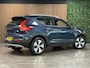 Volvo XC40 T4 Recharge Inscription | Stoel en Stuurwielverwarming | Trekhaak | Parkeercamera | Cruise Control | 18 Inch | Keyless Drive | Parkeersensoren voor+achter | Elektrisch bedienbare achterklep | Automatisch dimmende binnen en buitenspiegels | 2-Zone Climate Control | Regensensor | DAB Radio | Apple Carplay/Android Auto | Volvo On Call met mobiele App functie | Denim Blue Metallic |