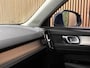 Volvo XC40 T4 Recharge Inscription | Stoel en Stuurwielverwarming | Trekhaak | Parkeercamera | Cruise Control | 18 Inch | Keyless Drive | Parkeersensoren voor+achter | Elektrisch bedienbare achterklep | Automatisch dimmende binnen en buitenspiegels | 2-Zone Climate Control | Regensensor | DAB Radio | Apple Carplay/Android Auto | Volvo On Call met mobiele App functie | Denim Blue Metallic |