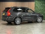 Volvo XC90 T8 AWD Recharge Ultra Dark | Vol! | Bowers & Wilkins | Luchtvering | Stoelventilatie | Trekhaak | 360 Camera | Head-Up Display | Stoelmassage | 455pk | Adaptieve Cruise Control | Stoelverwarming voor+achter | Stuurwielverwarming | Schuifdak | 20 Inch | Full LED  Meesturende koplampen | Pilot Assist | BLIS Dode Hoek Detectie | Alcantara hemelbekleding | Lederen handgrepen en zonnekleppen | Elektrische voorstoelen geheugen | Nappa Lederen bekleding | Zitting verlenging voorstoelen | Lederen Dashboard | Google Infotainment | Keyless Drive | Parkeersensoren voor+achter | Privacy Glass | Elektrisch bedienbare achterklep | Geïntegreerde zongordijnen achterportieren | Geïntegreerd kinderzitje achterin | Verlichte instaplijsten | 7-Persoons | 4-Zone Climate Control | DAB Radio | Apple Carplay/Android Auto | Alarm Klasse III | Draadloos telefoon opladen | Volvo On Call met mobiele App functie | Platinum Grey Metallic |