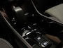 Volvo XC40 T5 Recharge Plus Dark | Trekhaak | Harman Kardon | All Season banden | Bestuurdersstoel elektrisch geheugen | Adaptieve Cruise Control | Stoel en Stuurwielverwarming | Parkeercamera | Pilot Assist | BLIS Dode Hoek Detectie | Parkeersensoren voor+achter | Passagiersstoel elektrisch | 18 Inch | Zitting velenging voorstoelen | Keyless Drive | Climate Control L+R | Regensensor | Privacy Glass | Automatisch dimmende binnen en buitenspiegels | Elektrisch bedienbare achterklep | DAB Radio | Draadloos telefoon opladen | Apple Carplay/Android Auto | Volvo On Call met mobiele App functie | Onyx Black Metallic |