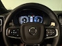 Volvo XC40 T5 Recharge Plus Dark | Trekhaak | Harman Kardon | All Season banden | Bestuurdersstoel elektrisch geheugen | Adaptieve Cruise Control | Stoel en Stuurwielverwarming | Parkeercamera | Pilot Assist | BLIS Dode Hoek Detectie | Parkeersensoren voor+achter | Passagiersstoel elektrisch | 18 Inch | Zitting velenging voorstoelen | Keyless Drive | Climate Control L+R | Regensensor | Privacy Glass | Automatisch dimmende binnen en buitenspiegels | Elektrisch bedienbare achterklep | DAB Radio | Draadloos telefoon opladen | Apple Carplay/Android Auto | Volvo On Call met mobiele App functie | Onyx Black Metallic |