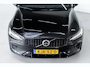 Volvo V60 Vovo T8 455PK AWD Plus Dark | Panoramadak | 360° | Contourstoelen | Trekhaak