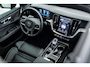 Volvo V60 Vovo T8 455PK AWD Plus Dark | Panoramadak | 360° | Contourstoelen | Trekhaak