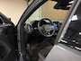 Volvo XC40 Recharge Ultimate 70 kWh | 94% SoH | Schuifdak | 360° Camera | Harman Kardon | All Season banden | Adaptieve Cruise Control | Bestuurdersstoel elektrisch geheugen | Stoel en Stuurwielverwarming | 19 Inch | Passagiersstoel elektrisch | Microtech / alcantara bekleding met wit stiksel en bies | Zitting verlenging voorstoelen | Pilot Assist | BLIS Dode Hoek Detectie | Warmtepomp | Google Infotainment | Keyless Drive | Verlichtingspack 2 | Parkeersensoren voor+achter | Elektrisch bedienbare achterklep | Draadloos telefoon opladen | DAB Radio | Apple Carplay/Android Auto | Volvo On Call met mobiele App functie | Thunder Grey Metallic |