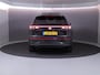 Volkswagen Tayron 1.5 eHybrid R-Line Edition 204 pk Automaat (DSG) | Verlengde garantie | Navigatie | Panoramadak | Trekhaak (wegklapbaar) | Parkeersensoren (Park assist) | Rondomzicht camera | Black Style pakket | R-Line |