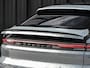 Porsche Cayenne Coupé 3.0 E-Hybrid Sport Design | NL-Auto | Sportuitlaat | Panoramadak | 18 Wegs Memory Seats | 4-Wiel Besturing | 360 Camera | Adaptive Cruise | Stoelverwarming + Ventilatie | Bose | Luchtvering | Sport Chrono | Interieurpakket Carbon | Soft Close |