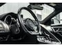 Jaguar F-Type 2.0T R-Dynamic 300PK AUTO | Panoramadak | Achteruitrijcamera | Parkeerassistent | Climate control | Cruise control | LED | Stoel/stuurverwarming | Navigatie | Dodehoek detectie | keyless entry/start | Elektrisch verstelbare stoelen | 20"LMV