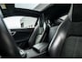 Jaguar F-Type 2.0T R-Dynamic 300PK AUTO | Panoramadak | Achteruitrijcamera | Parkeerassistent | Climate control | Cruise control | LED | Stoel/stuurverwarming | Navigatie | Dodehoek detectie | keyless entry/start | Elektrisch verstelbare stoelen | 20"LMV