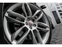 Jaguar F-Type 2.0T R-Dynamic 300PK AUTO | Panoramadak | Achteruitrijcamera | Parkeerassistent | Climate control | Cruise control | LED | Stoel/stuurverwarming | Navigatie | Dodehoek detectie | keyless entry/start | Elektrisch verstelbare stoelen | 20"LMV