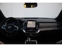 Volvo XC90 T8 Plug-in hybrid AWD Ultra Bright Exec. Ed. | Verwarmde, Geventileerde en Masserende Voorstoelen | Luchtvering | Panoramisch Schuif-/Kanteldak | 360º Camera | Gelamineerd en Getint Glas Achter| Bowers & Wilkins | 22 Lichtmetalen velgen.