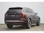 Volvo XC90 T8 Plug-in hybrid AWD Ultra Bright Exec. Ed. | Verwarmde, Geventileerde en Masserende Voorstoelen | Luchtvering | Panoramisch Schuif-/Kanteldak | 360º Camera | Gelamineerd en Getint Glas Achter| Bowers & Wilkins | 22 Lichtmetalen velgen.