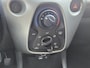 Toyota Aygo 1.0 VVT-i x-play | 1E EIGENAAR | 3/6 OF 12MND GARANTIE | CAMERA | AIRCO | LMV | NW APK |