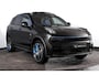Lynk & Co 01 1.5 PHEV 261PK MY23 | Donkere hemel | 360 Camera | 7.4 kWh Boordlader | S/K-panodak | Adapt. Cruise | Memory | Elek. klep | LM 20" | 4164