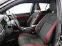 Lexus CT 200h Sport Edition | Dealer onderhouden | Parkeersensoren voor+achter | Climate Control | Cruise Control Adaptive | Navigatie | Half leder rood/alcantara bekleding (Black/Dark Rose) |