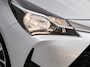 Toyota Yaris 1.0 VVT-i Connect | Apple CarPlay/Android Auto | Achteruitrijcamer | Trekhaak | Airco | Elektrische ramen voor | Elektrisch verstelbare spiegels |