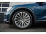 Audi E-tron 55 Quattro 408 pk Advanced 95 kWh Audi-Design / NL-Auto/ Soft-Close/ Pano-Dak/ Matrix-Led/ Lucht-Vering/ 360-Camera/ Adap.Cruise/ B&O-Sound /Marge-Auto 21'' LMV