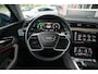 Audi E-tron 55 Quattro 408 pk Advanced 95 kWh Audi-Design / NL-Auto/ Soft-Close/ Pano-Dak/ Matrix-Led/ Lucht-Vering/ 360-Camera/ Adap.Cruise/ B&O-Sound /Marge-Auto 21'' LMV