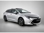Toyota Corolla Touring Sports 2.0 Hybrid Executive JBL | Panorama Schuif/kantel dak | Dodehoek detectie | Stoelverwarming | Parkeersensoren voor+achter met assistent | Navigatie | Apple CarPlay/Android Auto |