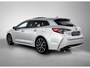 Toyota Corolla Touring Sports 2.0 Hybrid Executive JBL | Panorama Schuif/kantel dak | Dodehoek detectie | Stoelverwarming | Parkeersensoren voor+achter met assistent | Navigatie | Apple CarPlay/Android Auto |