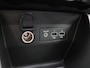 Renault Clio E-Tech Hybrid 145pk Evolution | Lichtmetalen velgen | Getint glas | parkeersensoren | Navigatie |