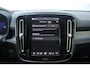 Volvo XC40 Recharge Pro | Adaptive Cruise & Pilot Assist | Semi elektr. trekhaak | Panoramisch schuif-/kanteldak | All Season Banden | Power Seats incl. Memory | Stoel & Stuurverwarming | Harman/Kardon Premium Audio |