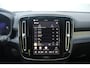 Volvo XC40 Recharge Pro | Adaptive Cruise & Pilot Assist | Semi elektr. trekhaak | Panoramisch schuif-/kanteldak | All Season Banden | Power Seats incl. Memory | Stoel & Stuurverwarming | Harman/Kardon Premium Audio |