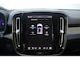 Volvo XC40 Recharge Pro | Adaptive Cruise & Pilot Assist | Semi elektr. trekhaak | Panoramisch schuif-/kanteldak | All Season Banden | Power Seats incl. Memory | Stoel & Stuurverwarming | Harman/Kardon Premium Audio |