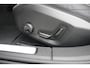Volvo V60 T8 455PK Plug-in hybrid AWD Plus Dark | Adaptive Cruise & Pilot Assist | Panoramisch Schuif-/kanteldak | Premium Harman/Kardon Audio | Extra Getint Glas Achter | 360 Camera | Sportstoelen | Stoel & Stuurverwarming |